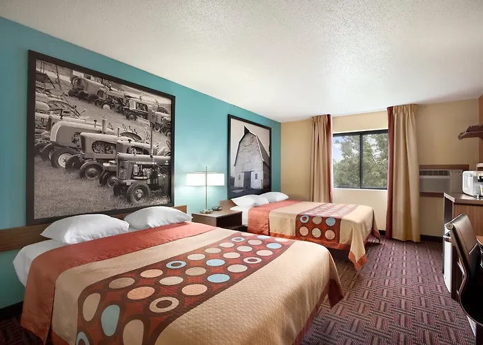 Super 8 By Wyndham Motel 2*
